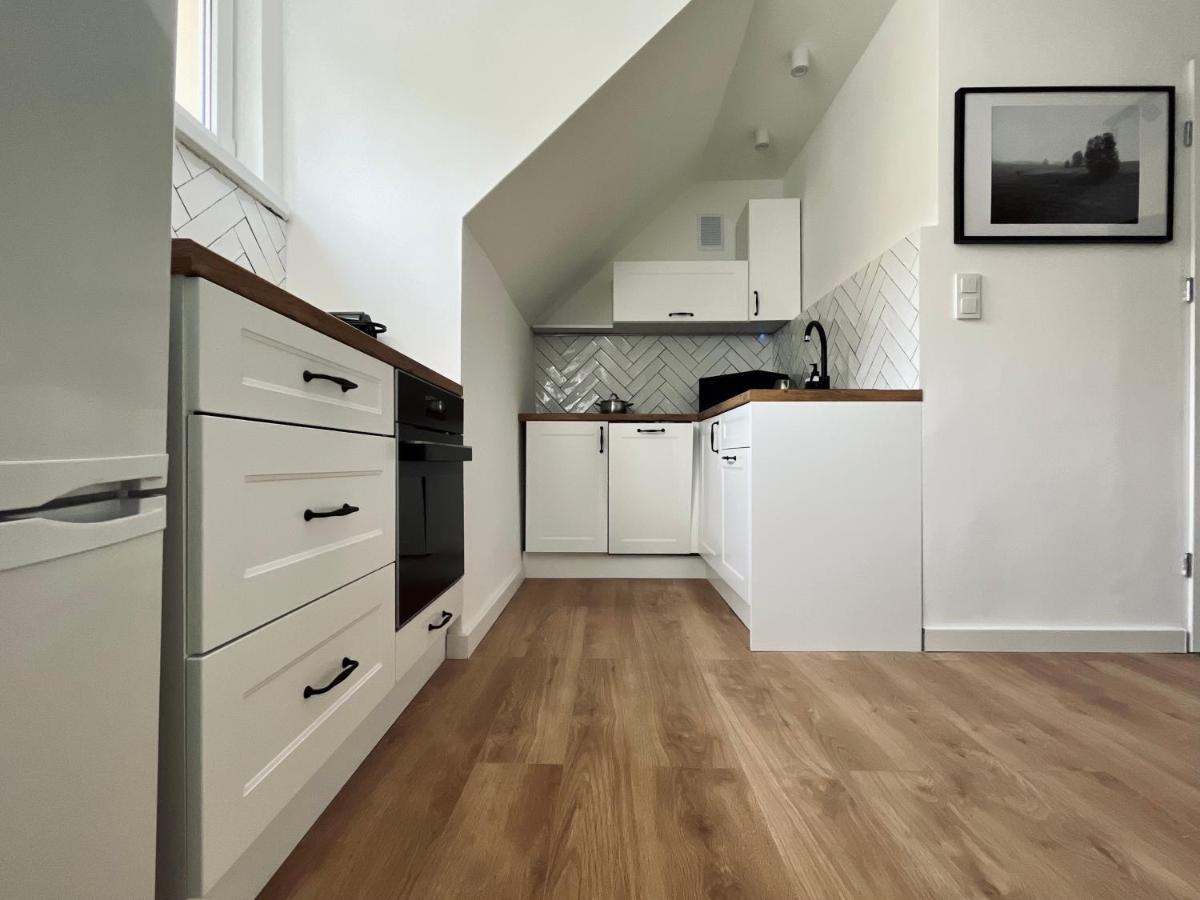 Apartament Dana Browna Jelenia Góra Екстериор снимка