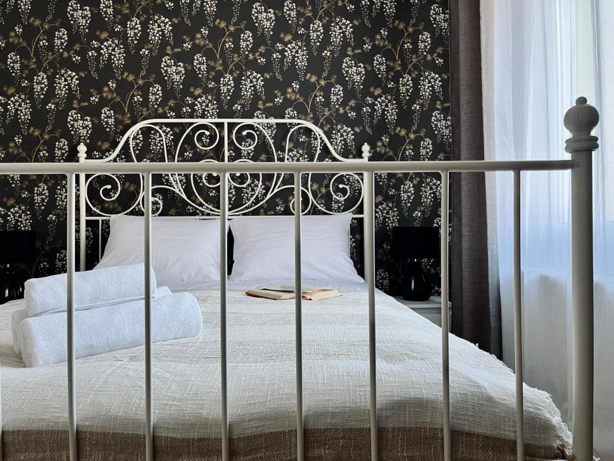 Apartament Dana Browna Jelenia Góra Екстериор снимка
